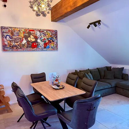 Parkside Apartmán *