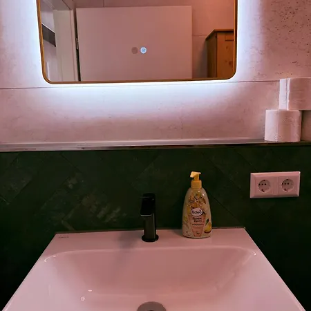 Parkside Apartmán *